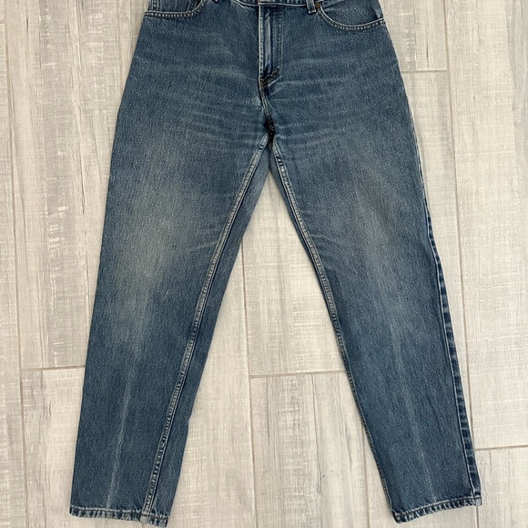 Levi 500 Jeans - Picture 5 of 5